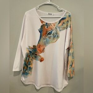 San Diego Zoo & Safari Park Giraffe Graphic Print shirt